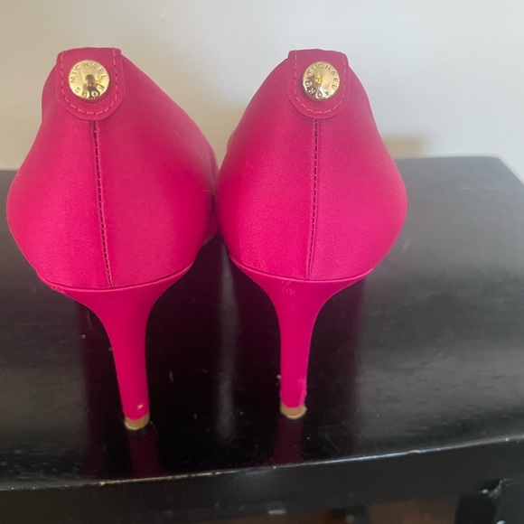 Ladies heels - Picture 3 of 4